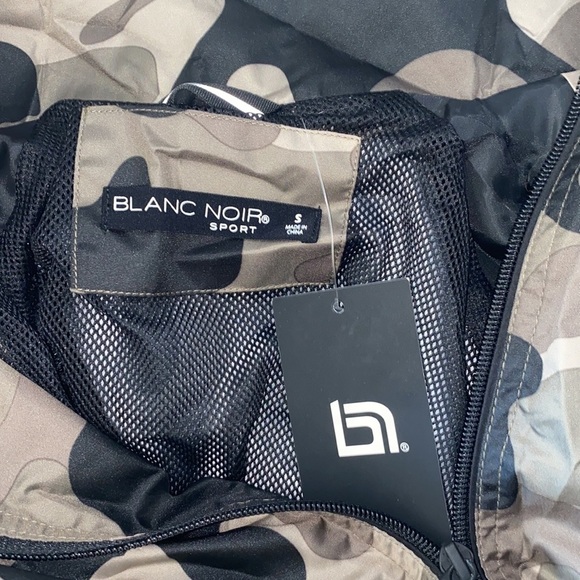 Blanc Noir Sporty Chic Wind Cropped Jacket - Picture 7 of 9